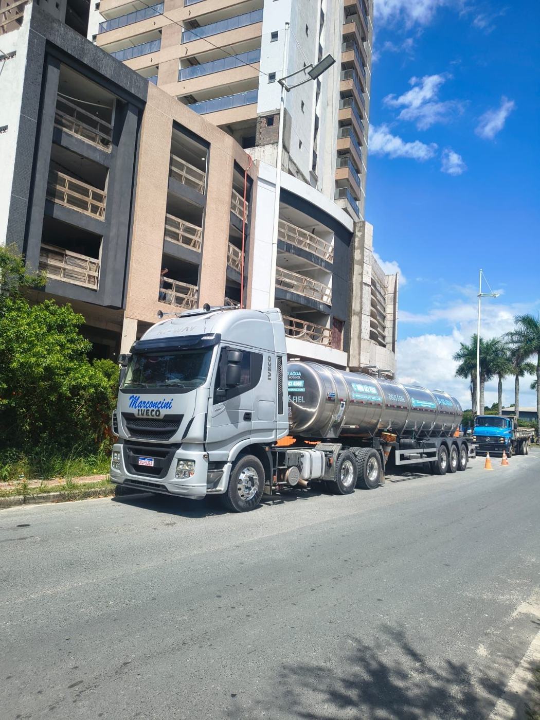 Caminhão-pipa para obras e construtoras – Só Água Potável